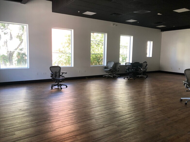 More Photos Of 225 Clematis St, West Palm Beach Loft Creative Space For Lease