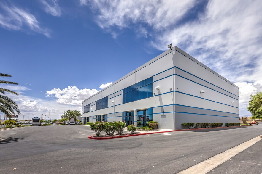 More Photos Of 5475 S Decatur Blvd, Las Vegas Research And Development For Lease
