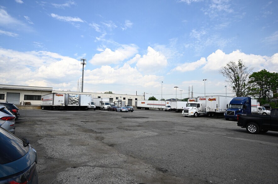 Primary Photo Of 522 Cortlandt St, Belleville Industrial For Sale