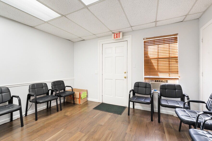 More Photos Of 1507 20th St, Vero Beach Medical For Sale