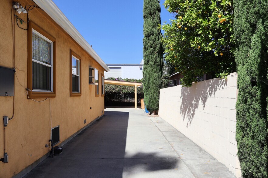 More Photos Of 3803 Seneca Ave, Los Angeles Apartments For Sale