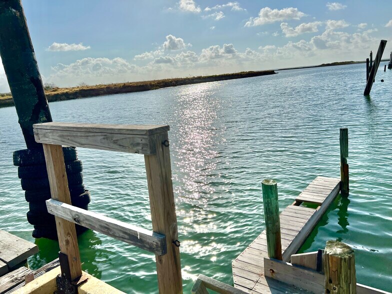 More Photos Of 1603 N State Highway 35, Aransas Pass Land For Sale