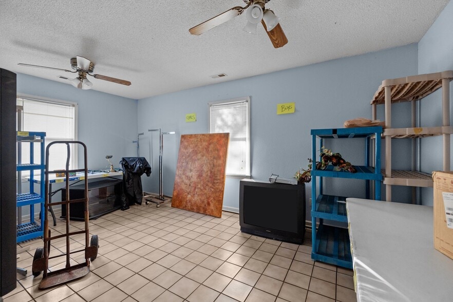 More Photos Of 405 Cherokee St, Kings Mountain Religious Facility For Sale