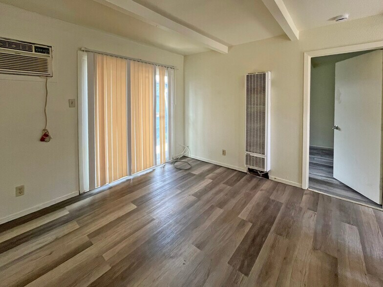 More Photos Of 742-752 Bowles St, Sacramento Apartments For Sale