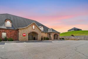 More Photos Of 844 W Guin Rd, Nixa Office For Lease