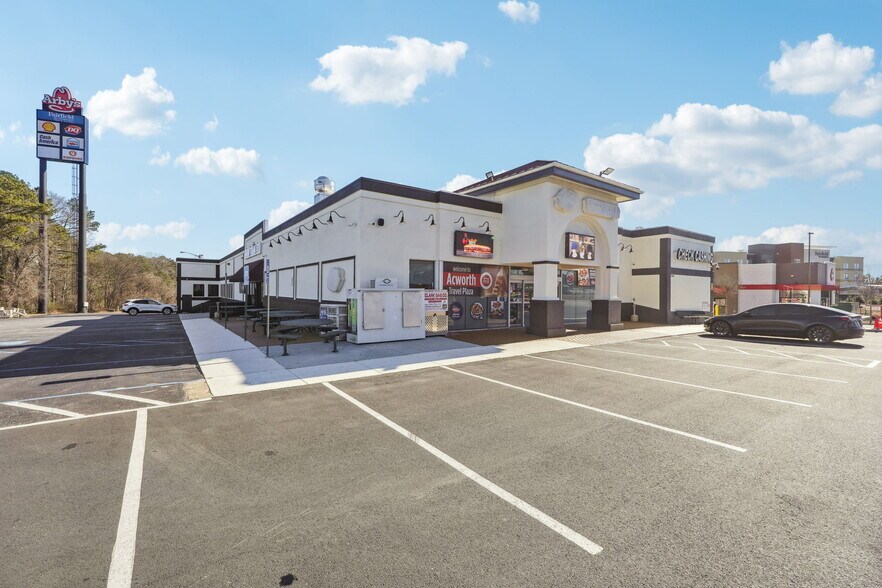 More Photos Of 5160 Cowan Rd, Acworth Restaurant For Lease