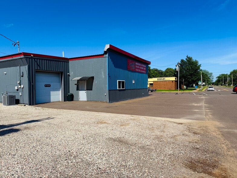 More Photos Of 1330 S Main St, Rice Lake Flex For Sale