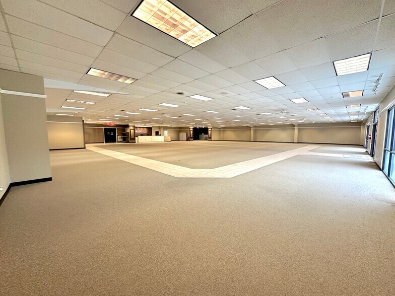 More Photos Of 435 S Main St, Swainsboro Freestanding For Sale