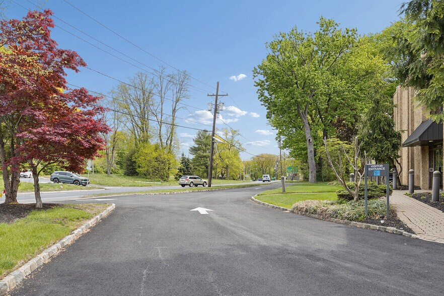 More Photos Of 1299 Rt 22, Mountainside Office For Sale