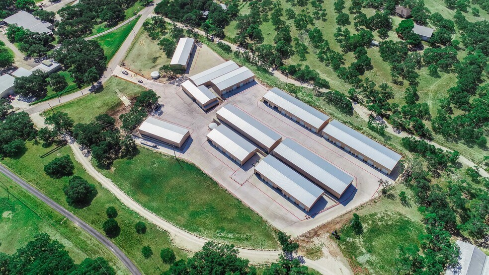 More Photos Of 38 Rust Ln, Boerne Unknown For Lease