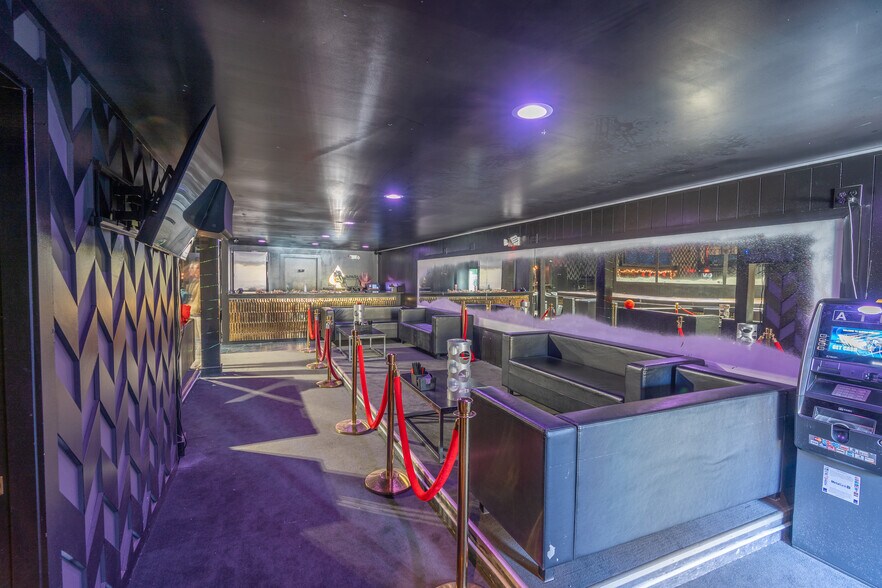 More Photos Of 124 Atando Ave, Charlotte General Retail For Sale