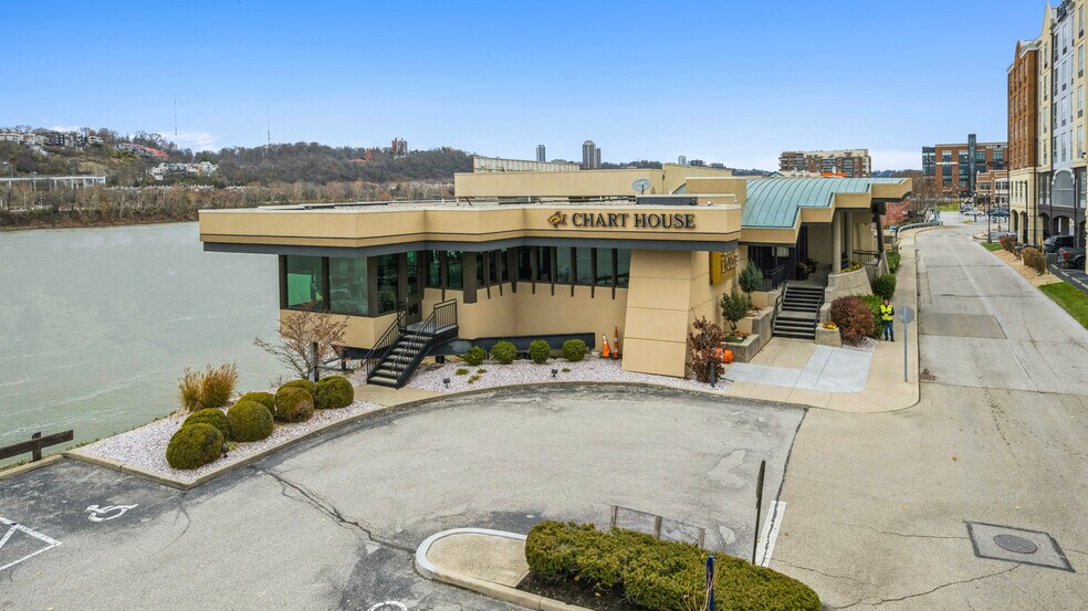 More Photos Of 405 Riverboat Row, Newport Restaurant For Sale