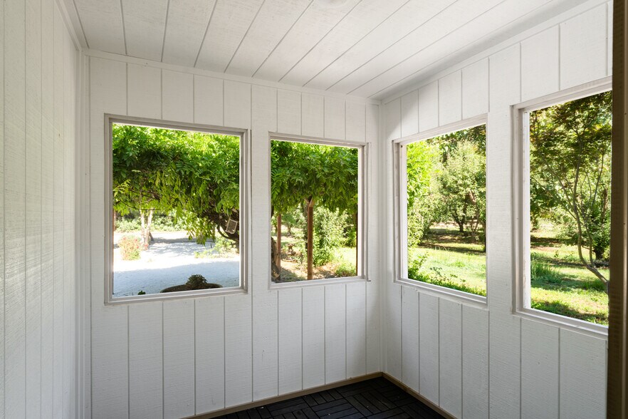 More Photos Of 14268 CA-160, Isleton Apartments For Sale