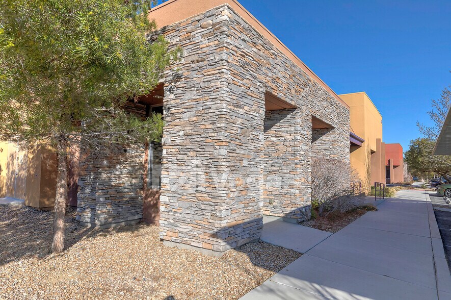 More Photos Of 7000 Smoke Ranch Rd, Las Vegas Medical For Lease