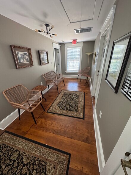 More Photos Of 16 Oak Grove St, Mount Holly Loft Creative Space For Lease