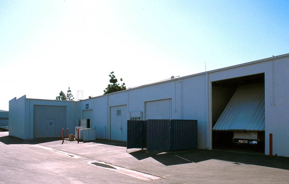 More Photos Of 2841 E White Star Ave, Anaheim Manufacturing For Lease