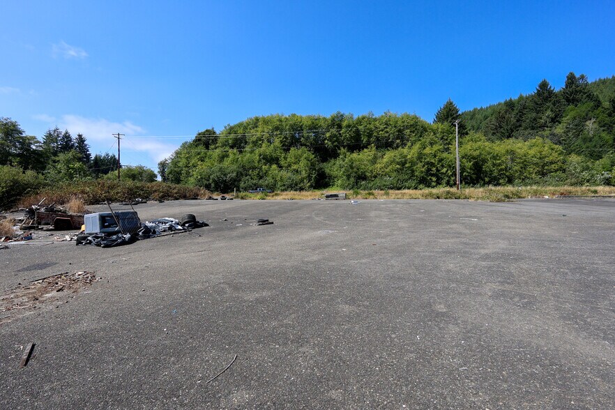 More Photos Of 2600 Lower Smith River rd, Reedsport Industrial For Sale
