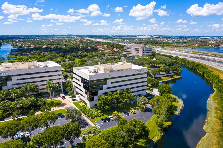 More Photos Of 3400 Lakeside Dr, Miramar Office For Lease