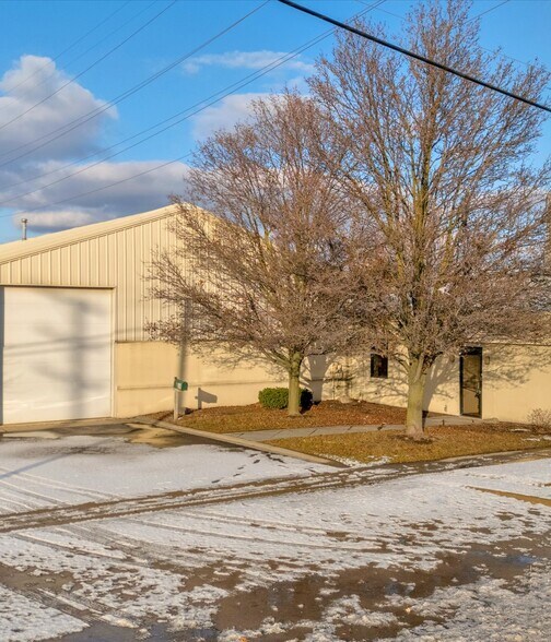 More Photos Of 12525 E 9 Mile Rd, Warren Warehouse For Sale