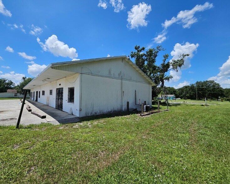 More Photos Of 4837 Martin Luther King Dr, Bowling Green General Retail For Sale