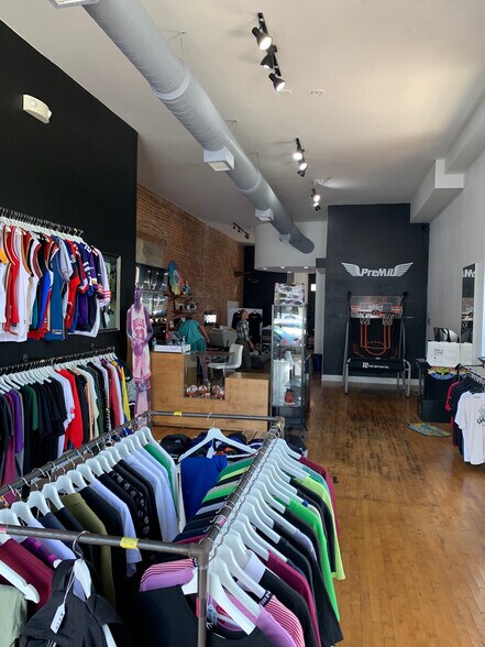 More Photos Of 46 W New York St, Aurora Storefront Retail Residential For Sale