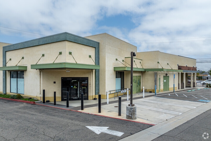 More Photos Of 12452-12472 Valley View St, Garden Grove Freestanding For Lease