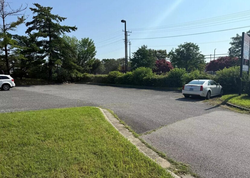 More Photos Of 5410 Ritchie Hwy, Baltimore Office For Sale