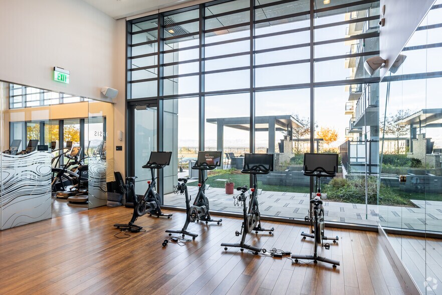 More Photos Of 909 Bannock St, Denver Apartments For Lease