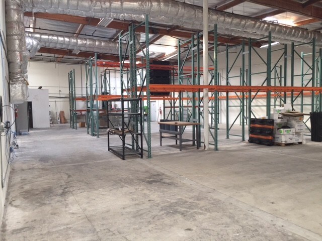 More Photos Of 9225 Brown Deer Rd, San Diego Warehouse For Sale
