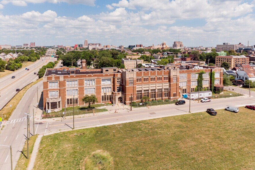 More Photos Of 950 Selden St, Detroit Schools For Lease