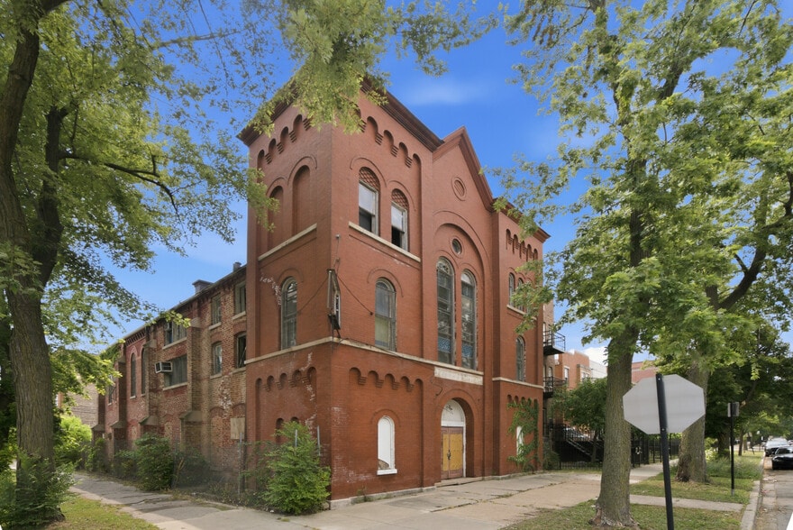 More Photos Of 1457 Talman Ave, Chicago Specialty For Sale