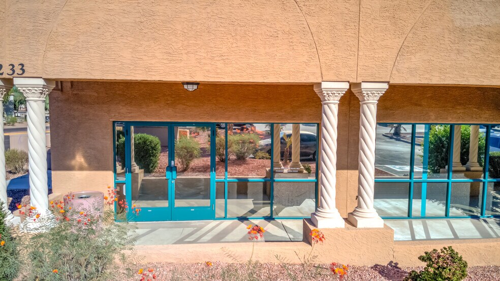 More Photos Of 3233 E Chandler Blvd, Phoenix Unknown For Lease