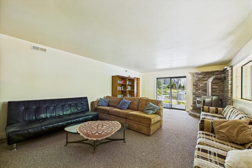 More Photos Of 2103 Coffee Creek Rd, Trinity Center Land For Sale