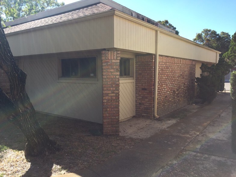 More Photos Of 1305 S Fort Harrison Ave, Clearwater Medical For Sale