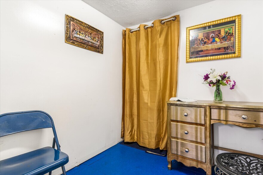 More Photos Of 119-07 Sutphin Blvd, Jamaica Religious Facility For Sale