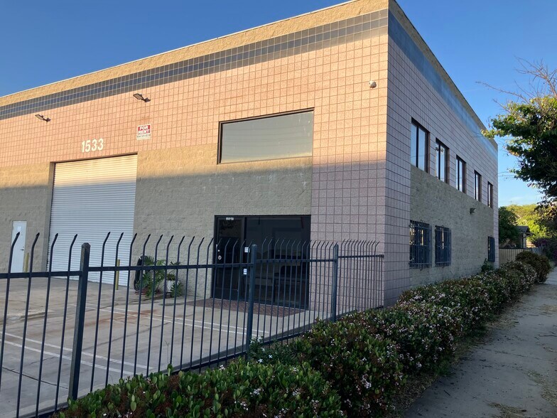 More Photos Of 1533 Wilson Ave, National City Manufacturing For Lease