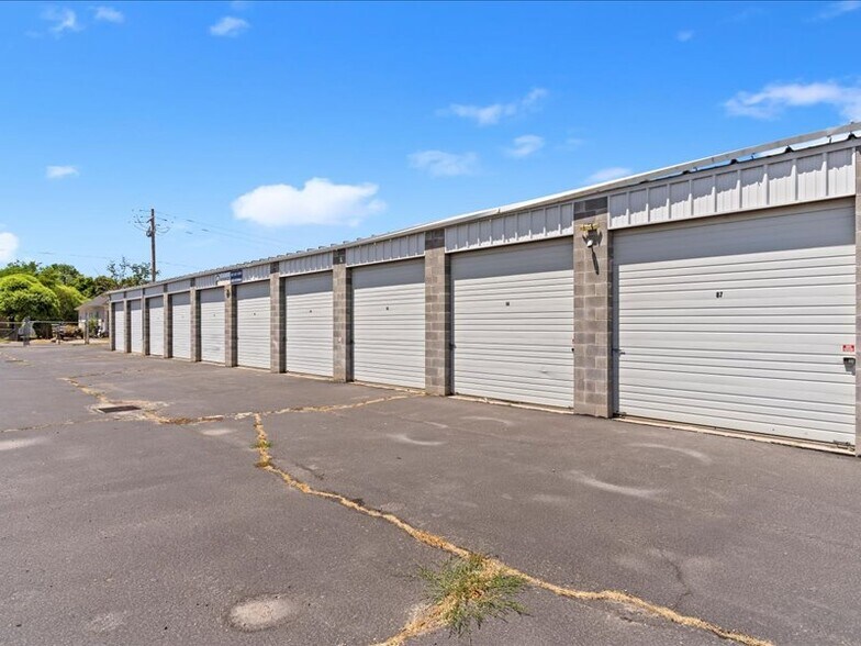 More Photos Of 3272 Stephens Ave, Ogden Self Storage For Sale