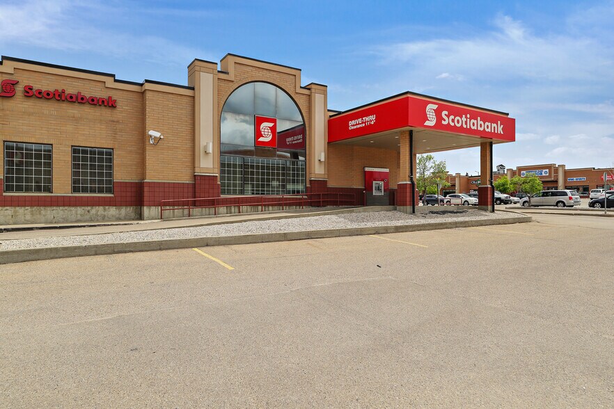 More Photos Of 993 Fir St, Sherwood Park General Retail For Lease