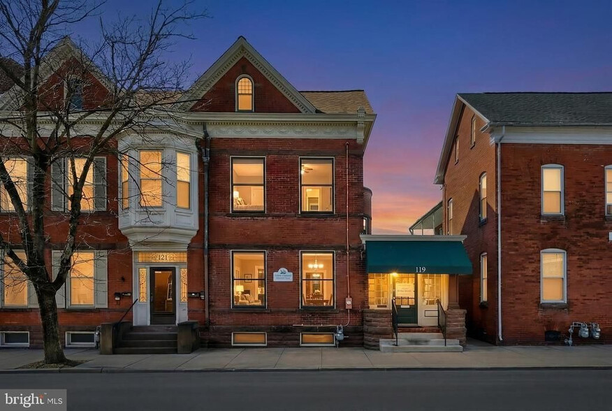 Primary Photo Of 119 Baltimore St, Hanover Office Residential For Sale