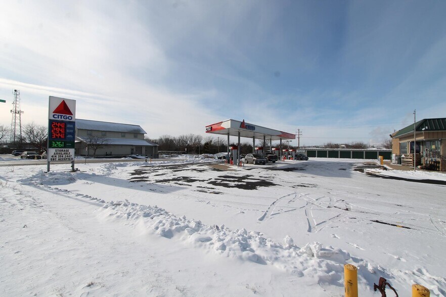 More Photos Of 1220 Janesville Ave, Fort Atkinson Storefront For Sale