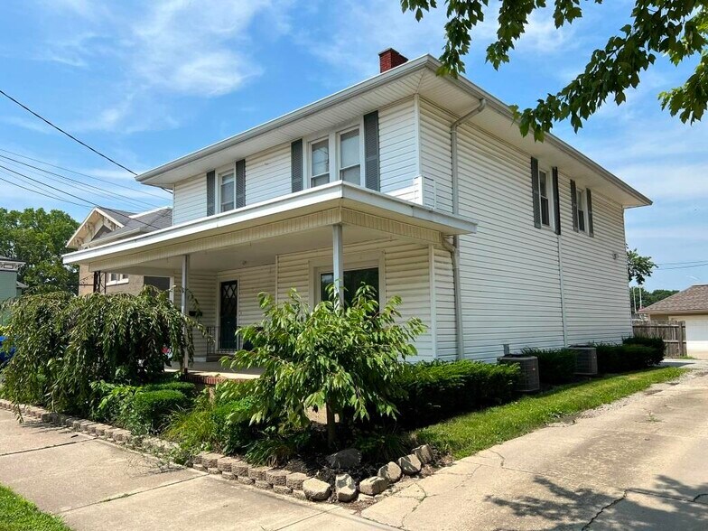 More Photos Of 7 E. Water St, Troy Storefront Retail Office For Lease