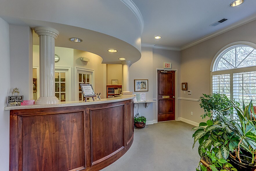 More Photos Of 3100-3106 Professional Plz, Germantown Medical For Sale