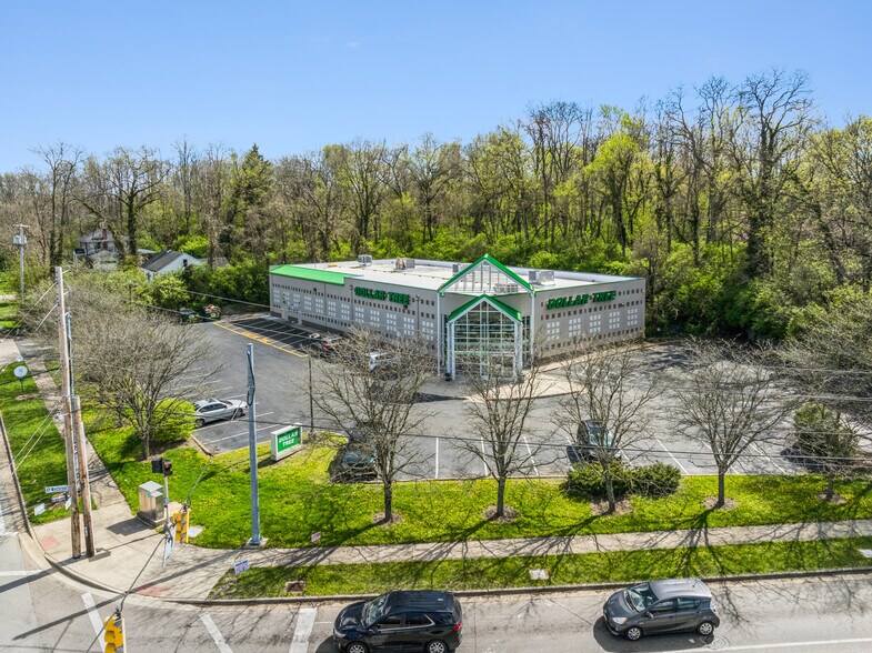 More Photos Of 7541 N Main St, Dayton Drugstore For Sale