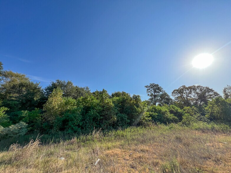 More Photos Of FM 2854 @ Commercial Circle, Conroe Land For Sale