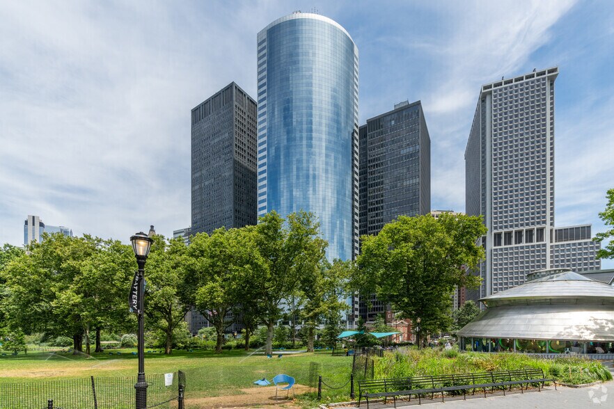 More Photos Of 17 State St, New York Coworking Space