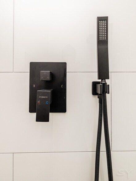 More Photos Of 1134 California ave, Chicago Multifamily For Sale