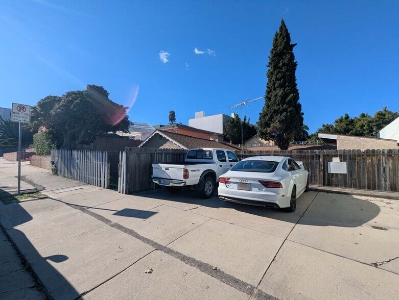 More Photos Of 702 Vesta St, Inglewood Manufacturing For Sale