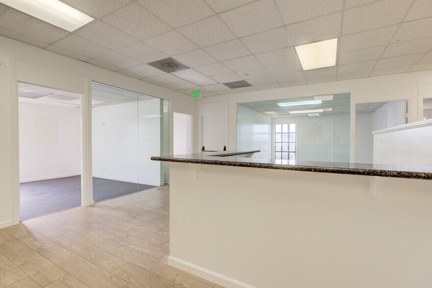 More Photos Of 3440 W Carson St, Torrance Loft Creative Space For Sale
