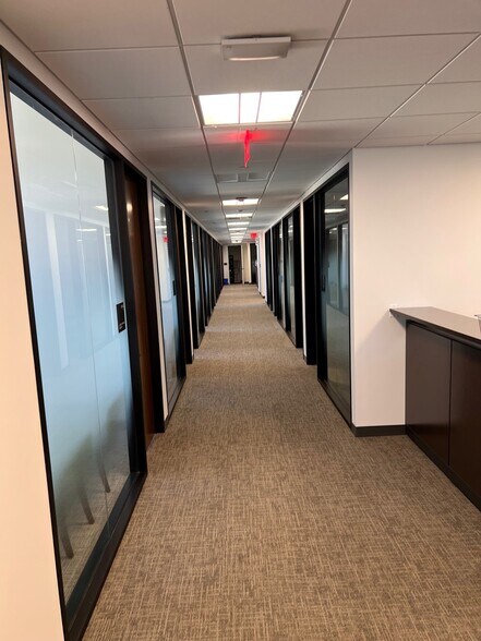 More Photos Of 1818 Market St, Philadelphia Office For Lease