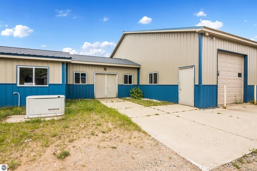 More Photos Of 8160 Cadillac Hwy, Benzonia Freestanding For Sale